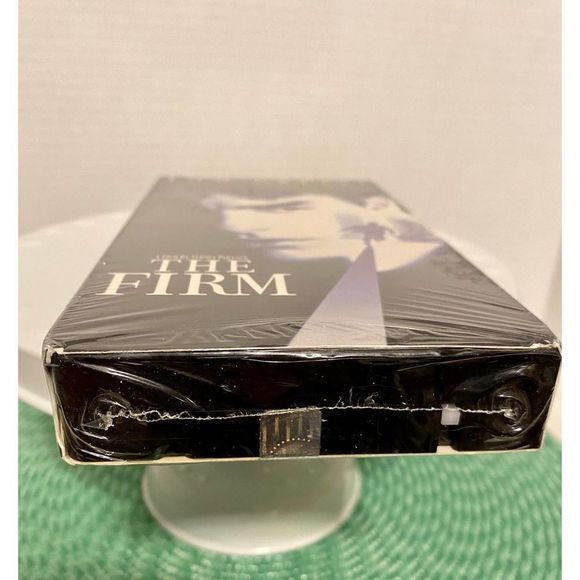 The Firm VHS 1993 Tom Cruise Sidney Pollack Holly Hunter New Factory Sealed - Picture 3 of 4